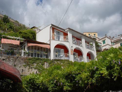 Maison Raphael Minori Exterior foto