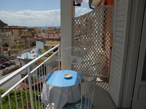 Maison Raphael Minori Exterior foto